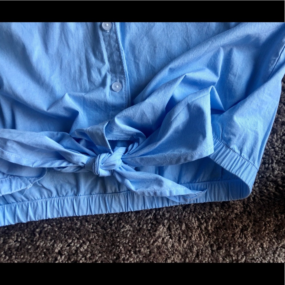 🌿SOLD-Jones NY Blue Striped Top - Picture 6 of 6